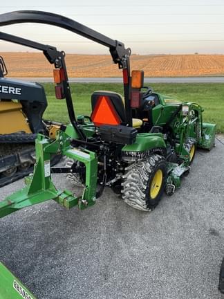 Image of John Deere 1023E equipment image 2
