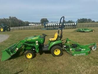 Image of John Deere 1023E equipment image 1