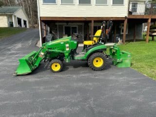 Main image John Deere 1025R