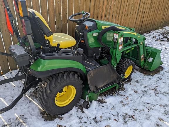 Image of John Deere 1025R Primary image