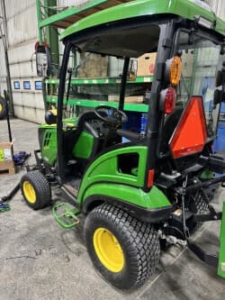 Image of John Deere 1025R equipment image 1