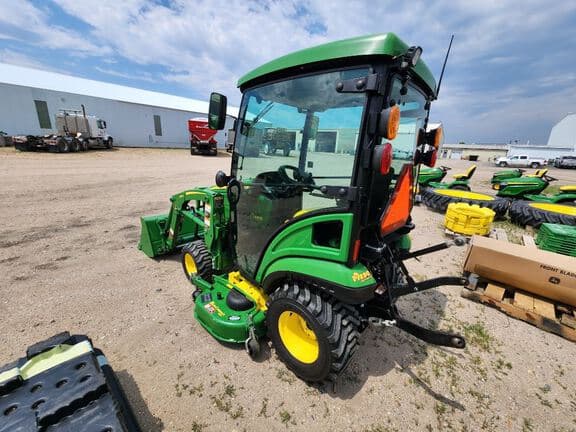Image of John Deere 1025R equipment image 2