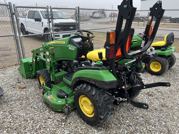 Image of John Deere 1025R equipment image 3