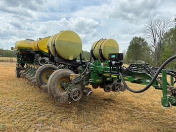 Main image John Deere 1775