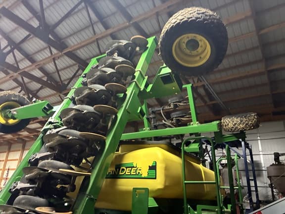 Image of John Deere 1990 equipment image 4