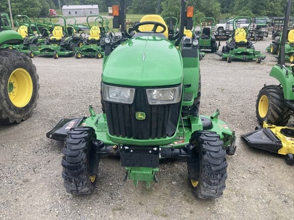 Image of John Deere 2038R equipment image 4
