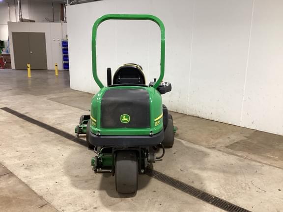 Image of John Deere 2500E equipment image 3