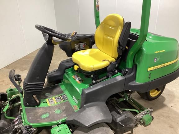 Image of John Deere 2500E equipment image 4