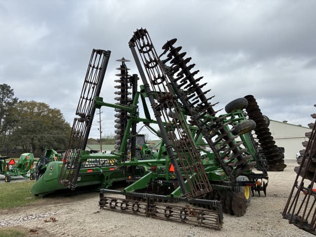 Image of John Deere 2623VT equipment image 3