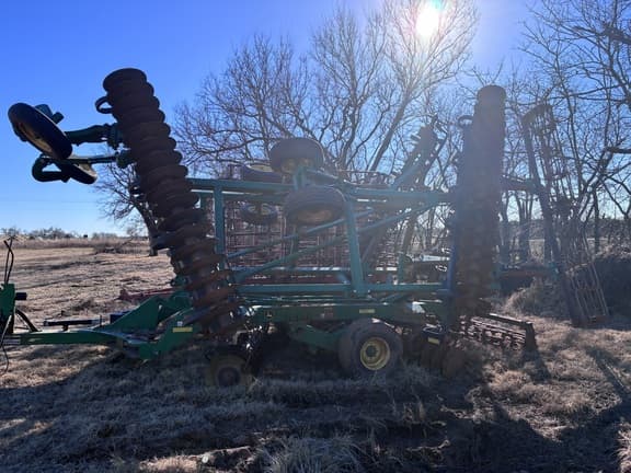 Image of John Deere 2623VT equipment image 3