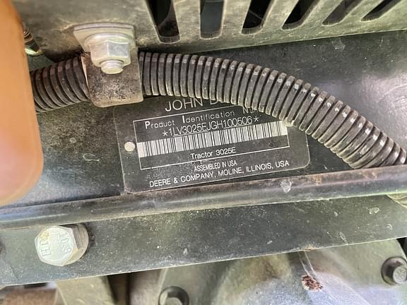 Image of John Deere 3025E equipment image 1