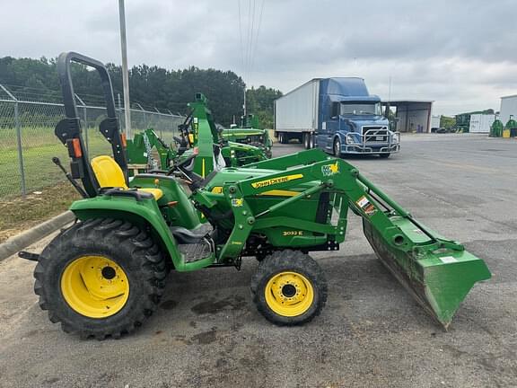 Image of John Deere 3032E Primary image
