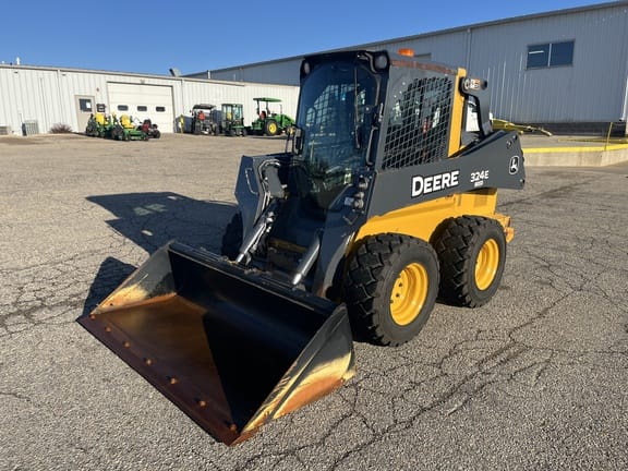 2017 John Deere 324E Equipment Image0