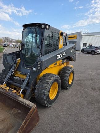 2017 John Deere 330G Equipment Image0