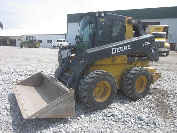 Image of John Deere 332G equipment image 4