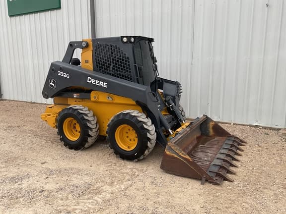 Image of John Deere 332G equipment image 4