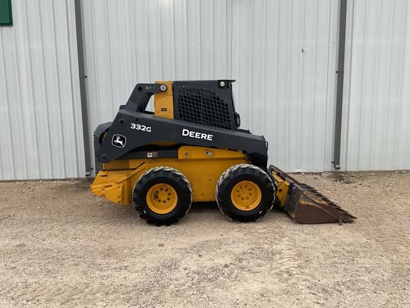 Image of John Deere 332G equipment image 3