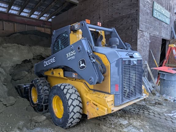 Image of John Deere 332G Primary image