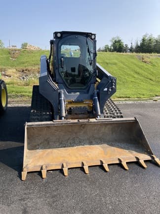 Image of John Deere 333G equipment image 1