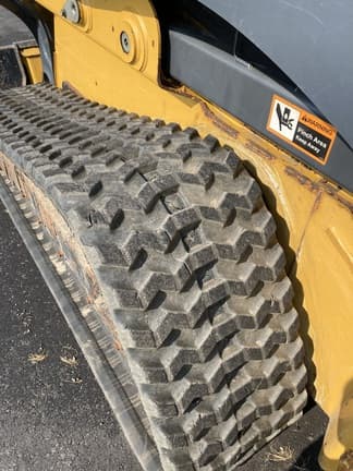 Image of John Deere 333G equipment image 3