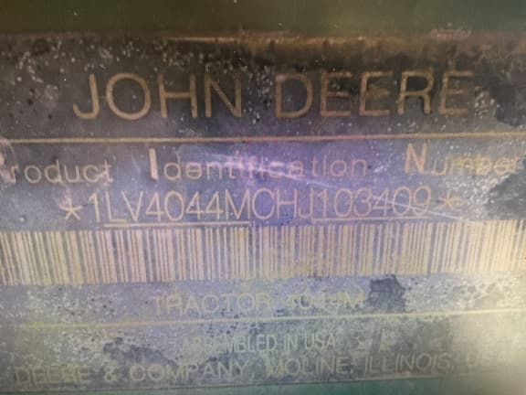 Image of John Deere 4044M equipment image 3