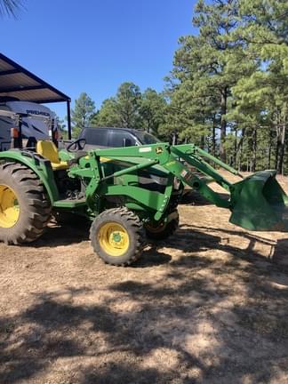 Image of John Deere 4044M equipment image 3