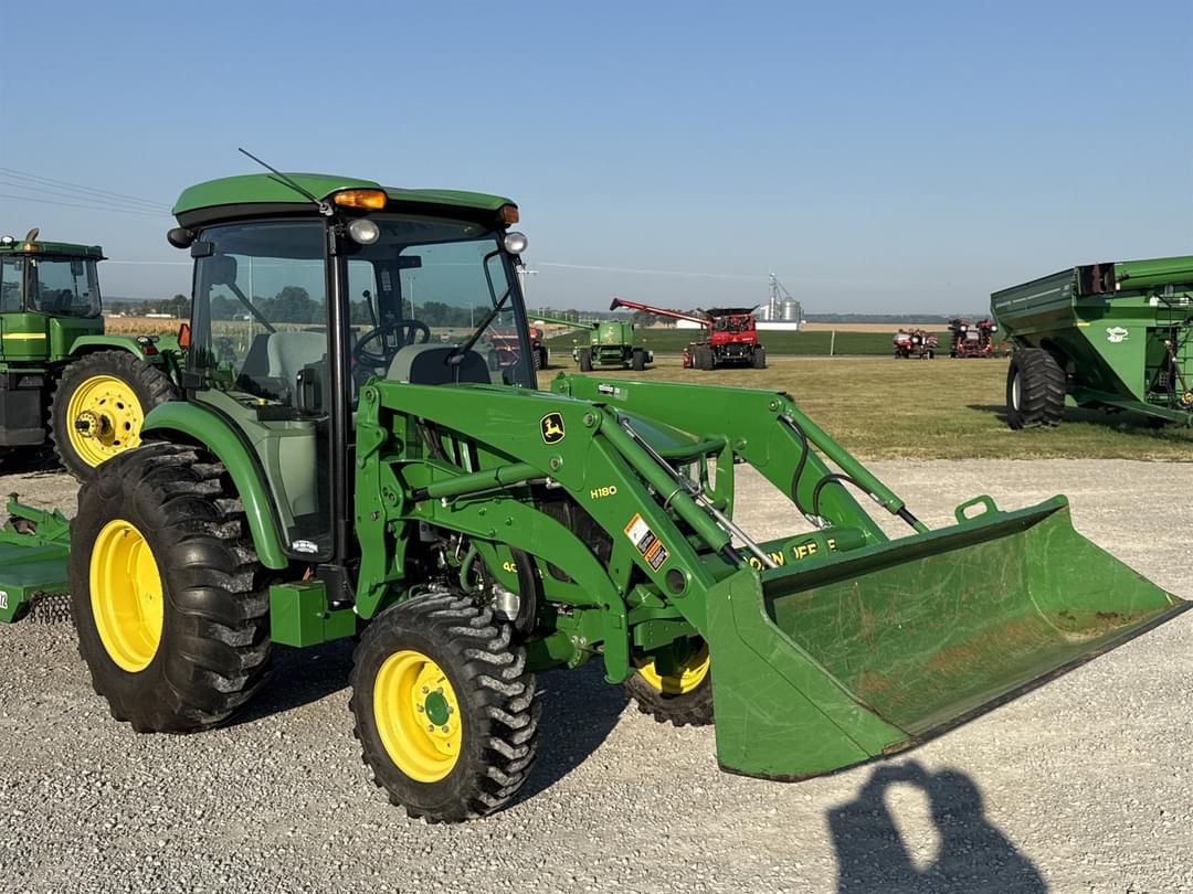 Image of John Deere 4066R Primary image