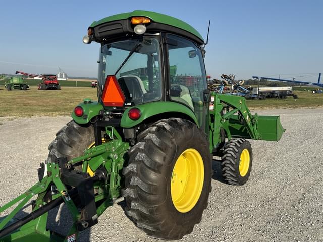 Image of John Deere 4066R equipment image 2