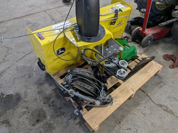 Image of John Deere 44" Snowblower equipment image 1