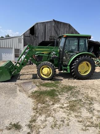 Image of John Deere 5055E equipment image 2