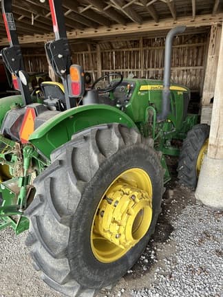 Image of John Deere 5075E equipment image 3