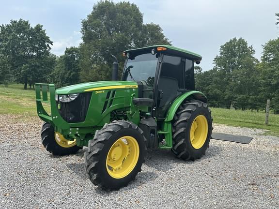 Image of John Deere 5085E equipment image 2