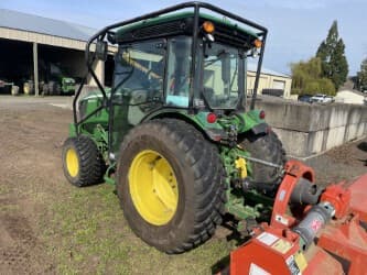 Image of John Deere 5100GN equipment image 2