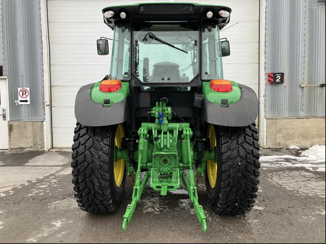 Image of John Deere 5125R equipment image 3