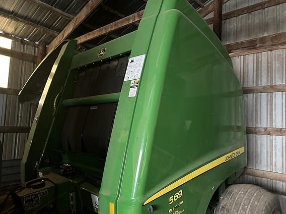 Image of John Deere 569 Premium Primary image