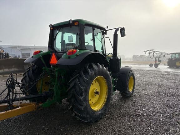 Image of John Deere 6110M equipment image 3