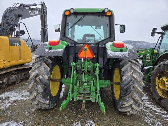 Image of John Deere 6110M equipment image 2