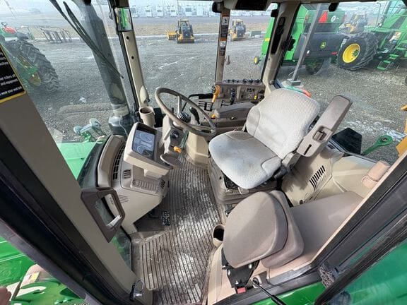 2017 John Deere 6110M Equipment Image0