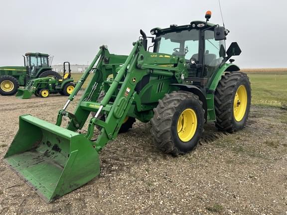 Image of John Deere 6110R Primary image