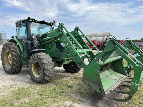 Image of John Deere 6110R Primary image
