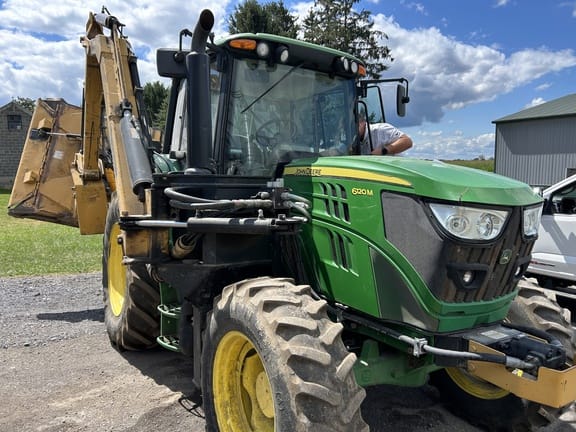 2017 John Deere 6120M Equipment Image0