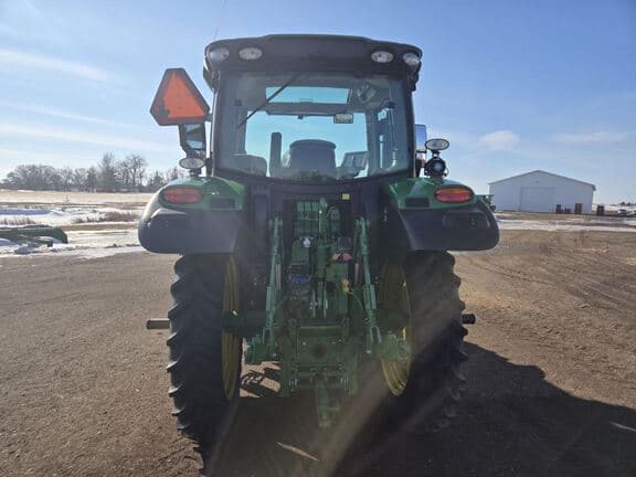 Image of John Deere 6120R equipment image 3