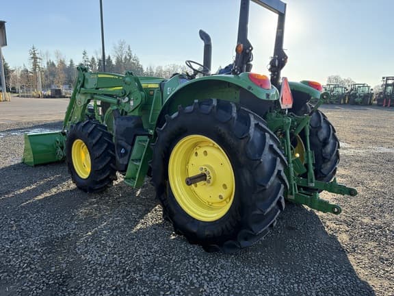 Image of John Deere 6130M equipment image 1