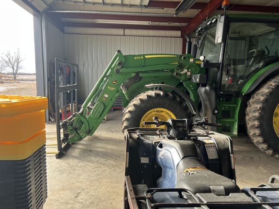 Image of John Deere 6155R equipment image 1