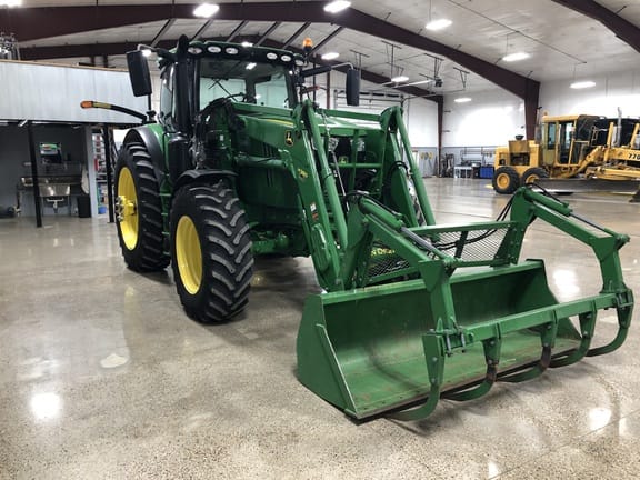 2017 John Deere 6175R Equipment Image0