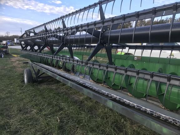 Image of John Deere 625F Primary image