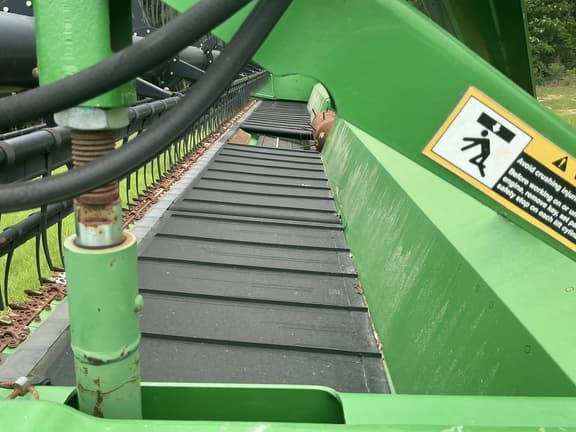 Image of John Deere 635FD equipment image 4
