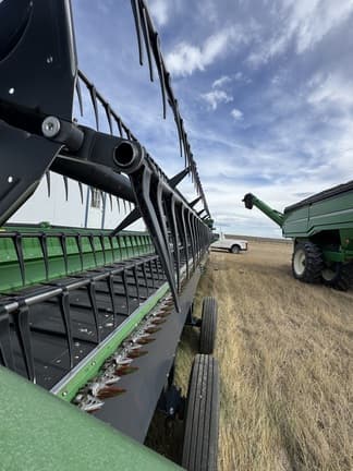 Image of John Deere 640D equipment image 4