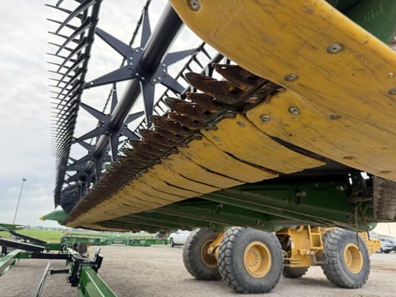 Image of John Deere 640FD equipment image 4