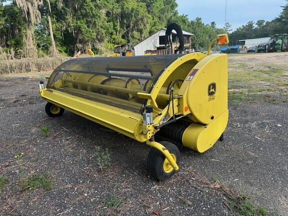 2017 John Deere 649 Equipment Image0